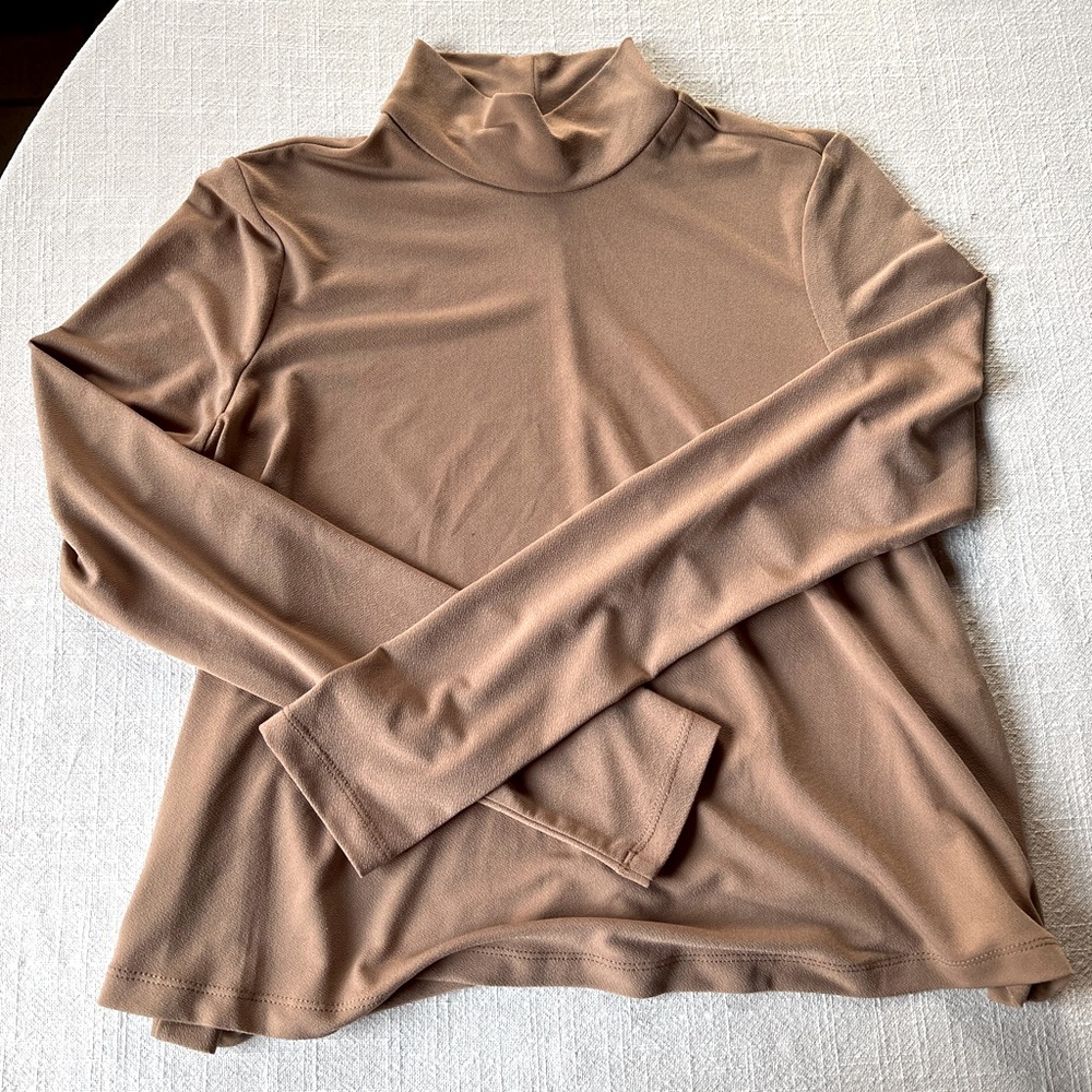 Long sleeve turtle neck